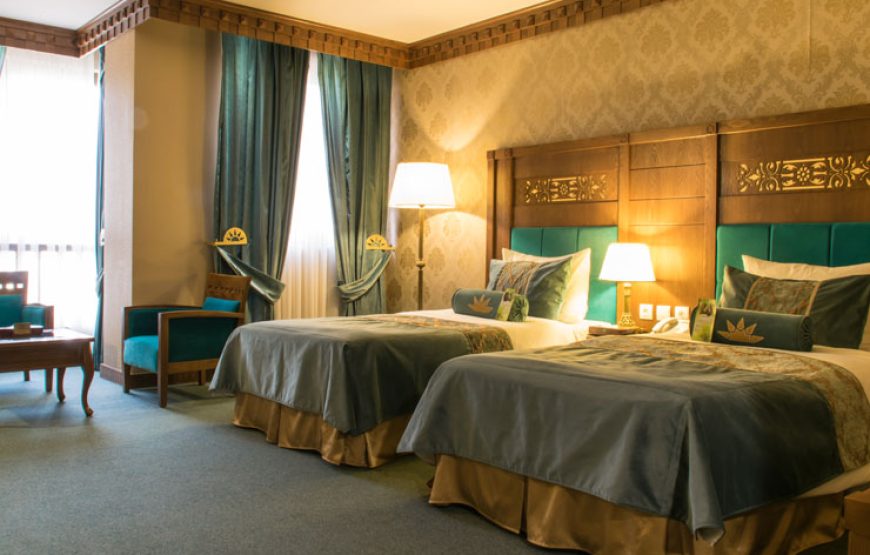 Zandiyeh Hotel